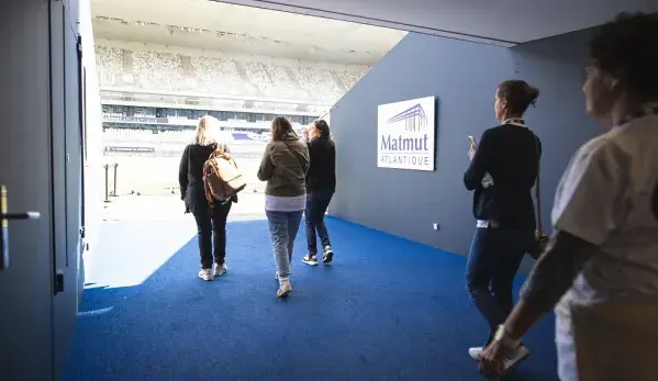 Matmut Atlantique - vue couloir des joueurs - visite